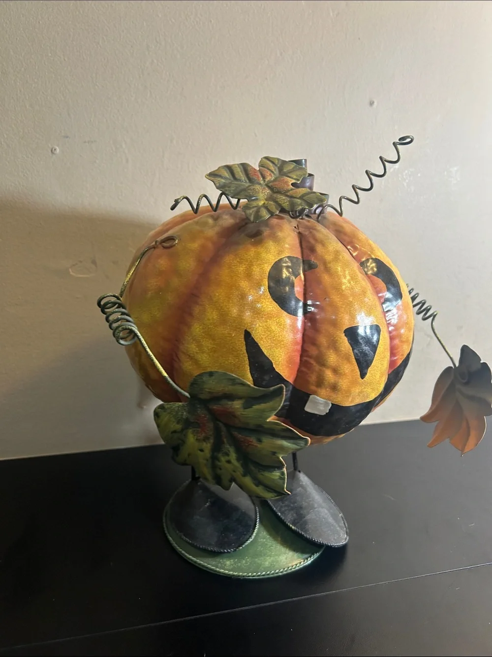 Bouncy Springy Metal Jack O Lantern Leaf Hands  13.5